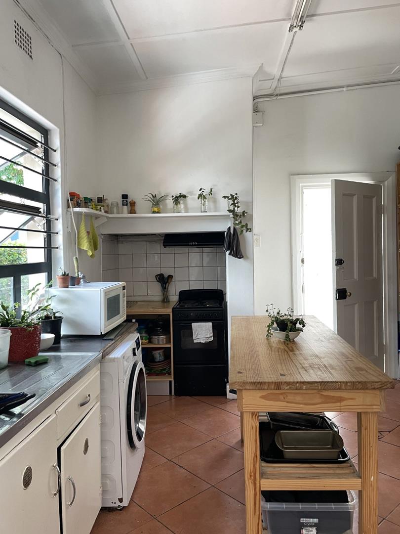 To Let 1 Bedroom Property for Rent in Observatory Western Cape